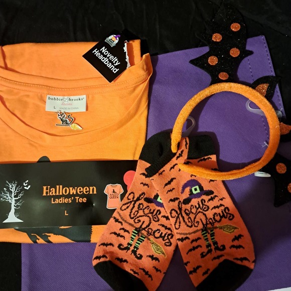 Halloween Sale! NWT-Ladies Sz Large HalloQueen, Socks, Pendant, Bat Wing halo - Picture 3 of 7